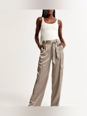 Abercrombie & Fitch Satin Belted High Waist Cargo Wide Leg Pants 4/27